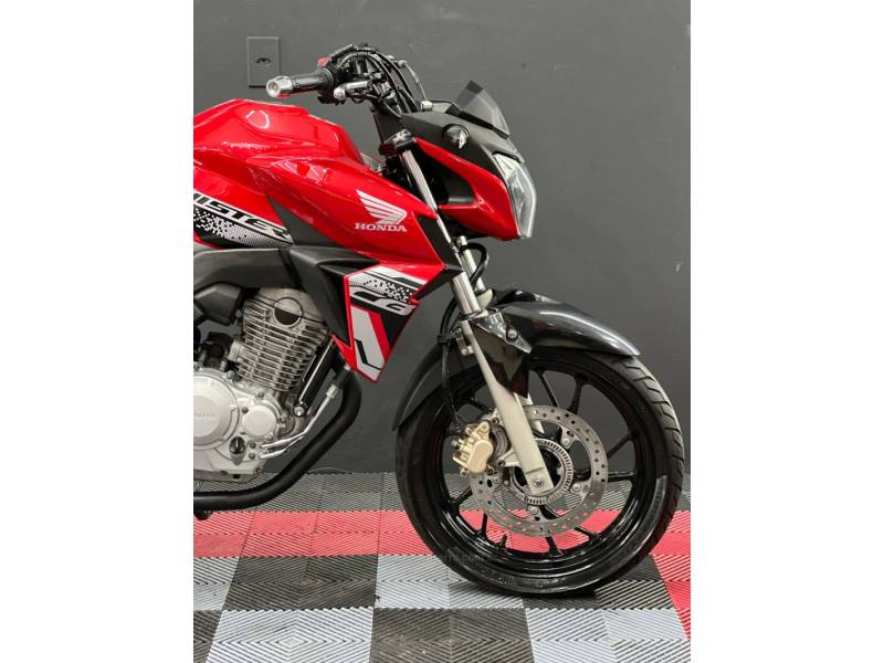HONDA - CB 250F TWISTER - 2021/2021 - Vermelha - R$ 22.900,00