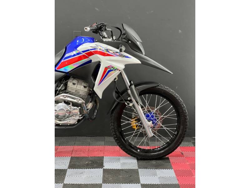 HONDA - XRE 300 - 2018/2018 - Branca - R$ 25.900,00