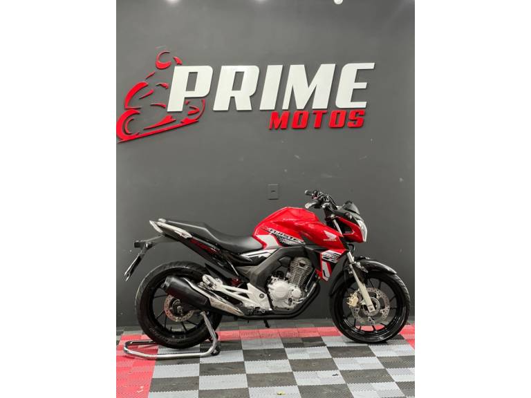 HONDA - CB 250F TWISTER - 2021/2021 - Vermelha - R$ 22.900,00