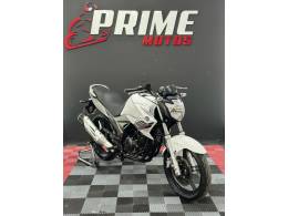 YAMAHA - FAZER - 2015/2015 - Branca - R$ 16.900,00