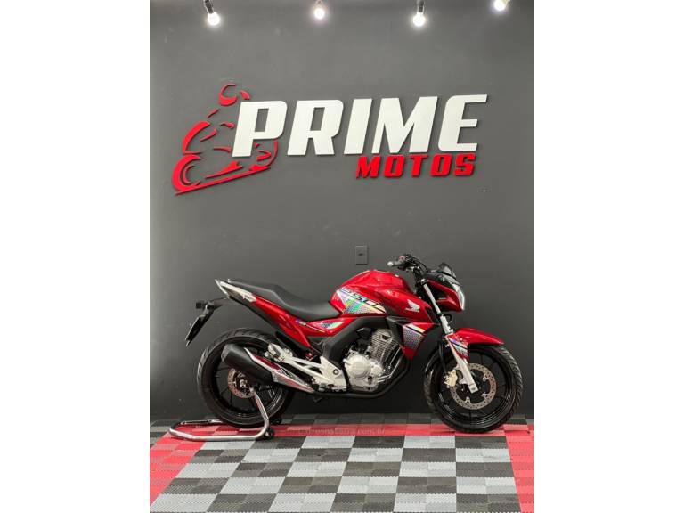 HONDA - CB 250F TWISTER - 2022/2022 - Vermelha - R$ 23.900,00