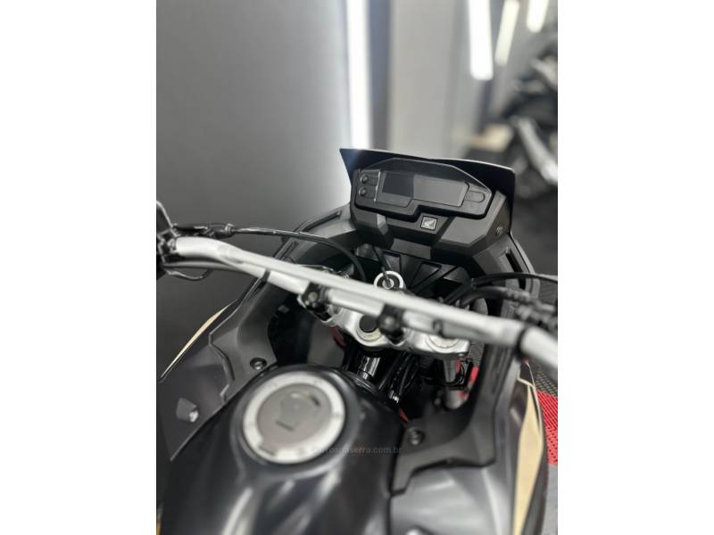 HONDA - XRE 300 - 2023/2023 - Cinza - R$ 31.900,00