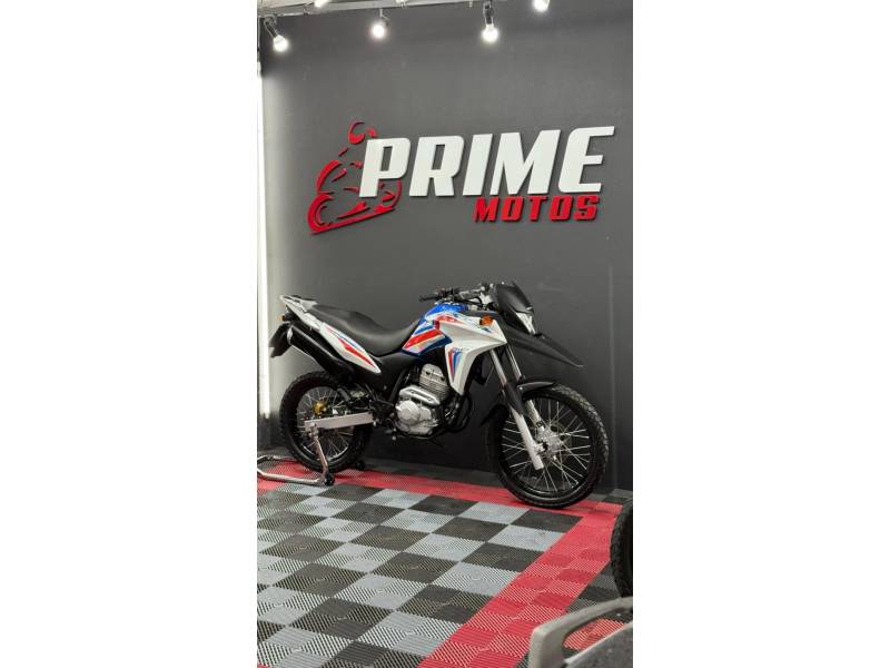 HONDA - XRE 300 - 2015/2015 - Branca - R$ 22.900,00