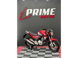HONDA - CB 250F TWISTER - 2022/2022 - Vermelha - R$ 23.900,00