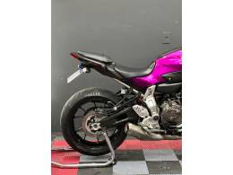 YAMAHA - MT - 2016/2016 - Roxa - R$ 38.900,00