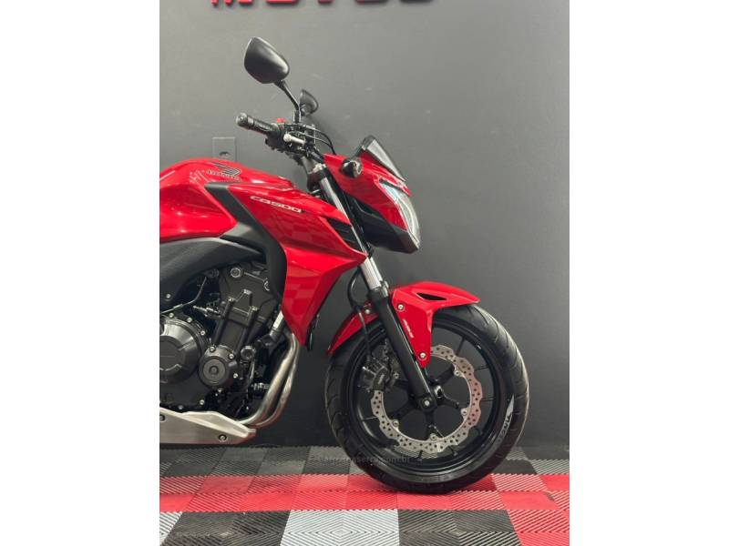 HONDA - CB 500F - 2014/2014 - Vermelha - R$ 28.900,00