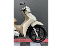 HONDA - BIZ 125 - 2018/2018 - Branca - R$ 15.900,00
