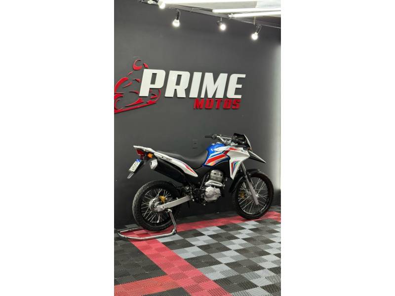 HONDA - XRE 300 - 2015/2015 - Branca - R$ 22.900,00