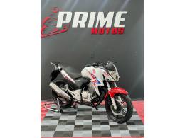 HONDA - CB 300R - 2014/2014 - Branca - R$ 16.900,00