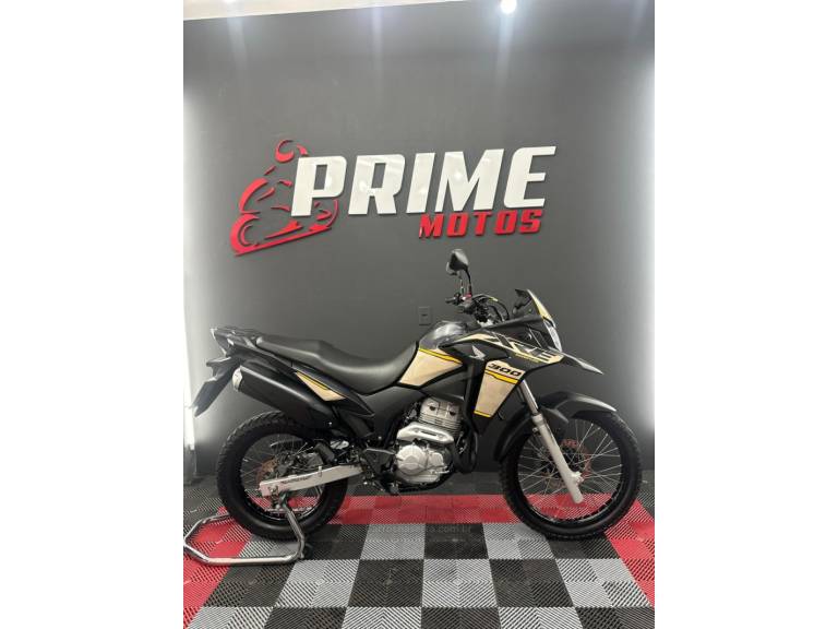 HONDA - XRE 300 - 2023/2023 - Cinza - R$ 31.900,00